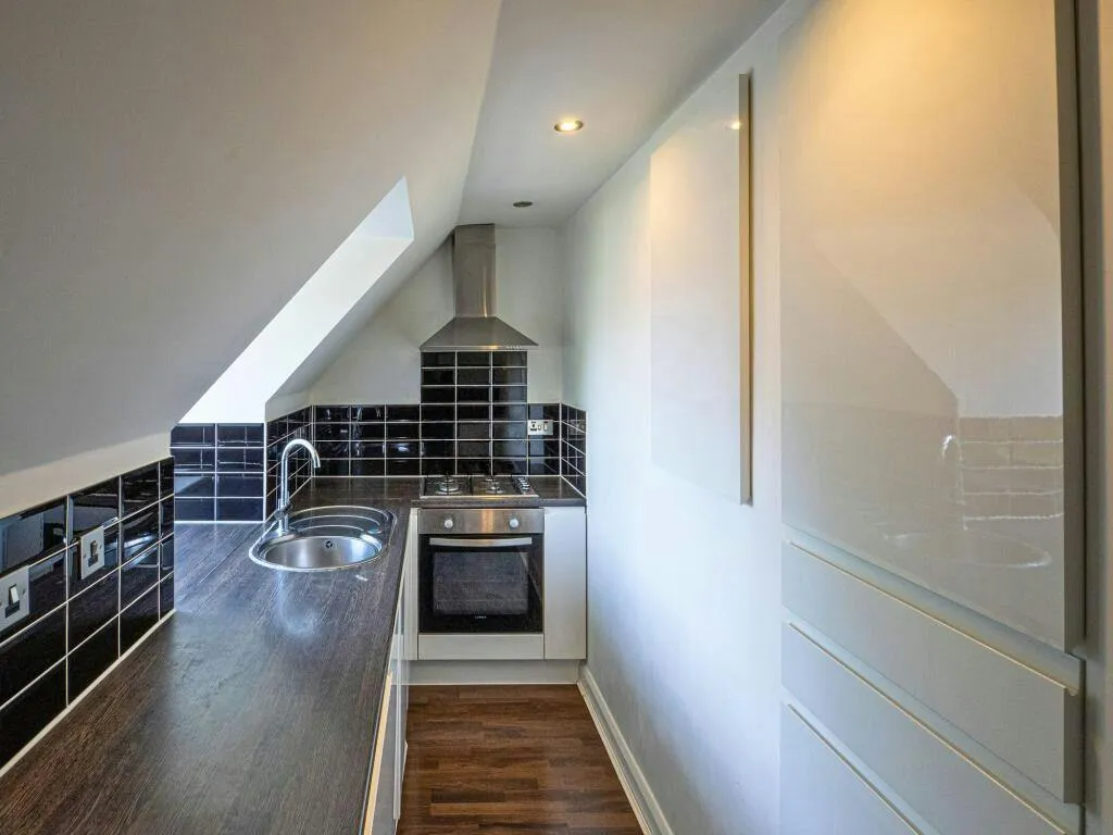 Uxbridge Road, Mill End, WD3, photo 2