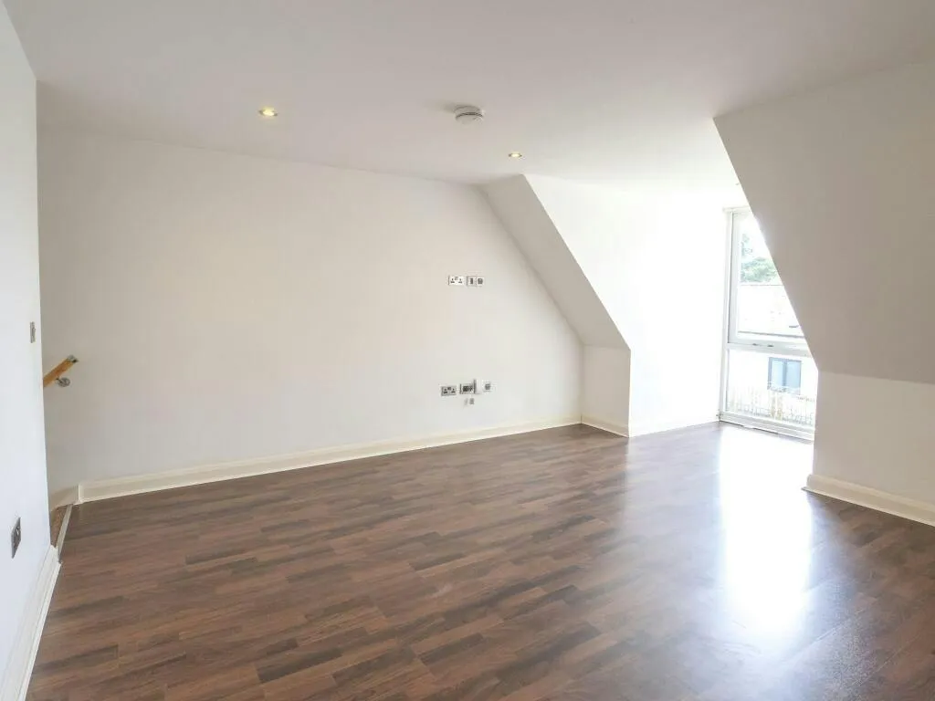 Uxbridge Road, Mill End, WD3, photo 6