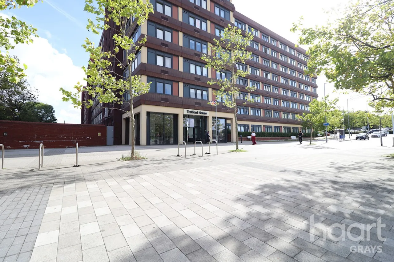 2 bed flat to rent, Cherrydown East, SS16