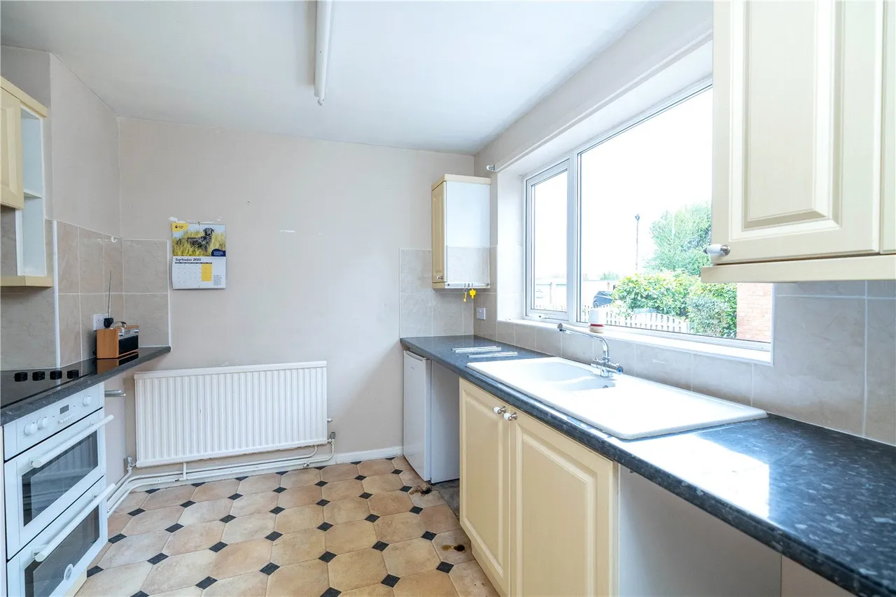 The Green, Leasingham, Sleaford, Lincolnshire, NG34, photo 3