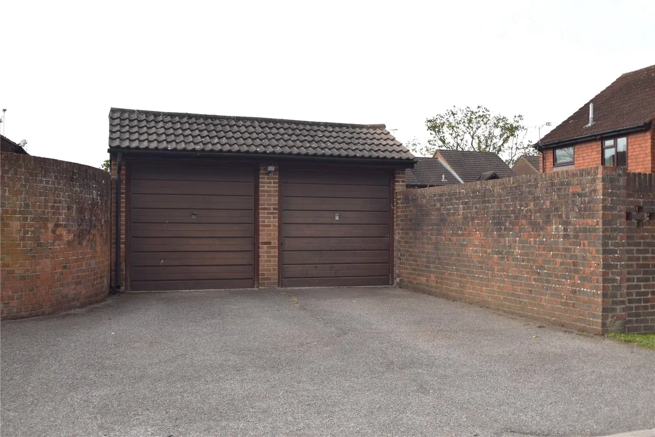 Celandine Court, Yateley, Hampshire, GU46 6LP, photo 5