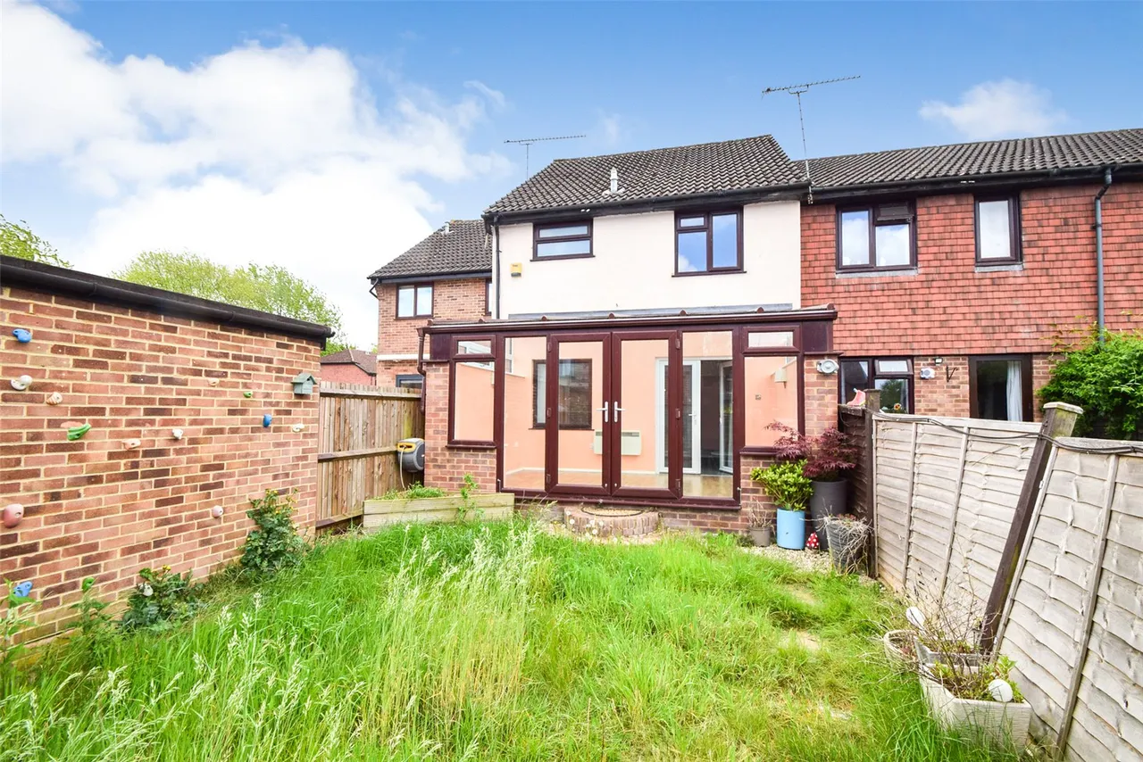 Celandine Court, Yateley, Hampshire, GU46 6LP, photo 4