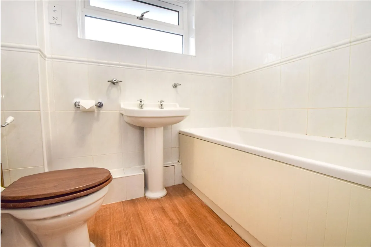Celandine Court, Yateley, Hampshire, GU46 6LP, photo 10