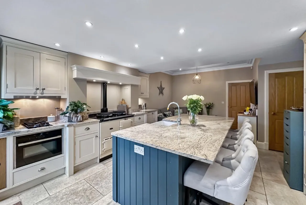 Elm Road, Hale, Altrincham WA15 9QP, photo 15