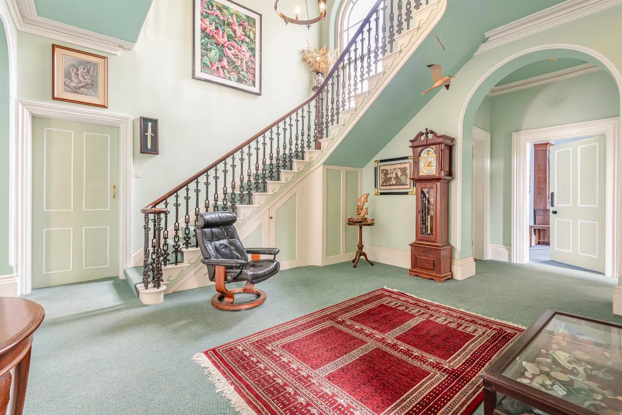 Petersfinger Road, Petersfinger, Salisbury, Wiltshire, SP5 3BZ, photo 5