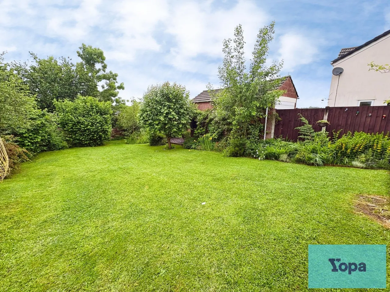 Hillcrest Avenue, Kingsley Holt, ST10, photo 24