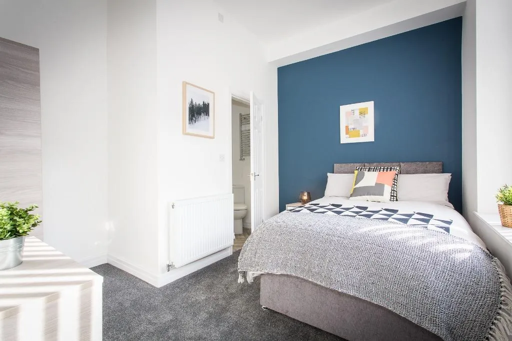 5 bed house to rent, Hanson Street, Bury, BL9