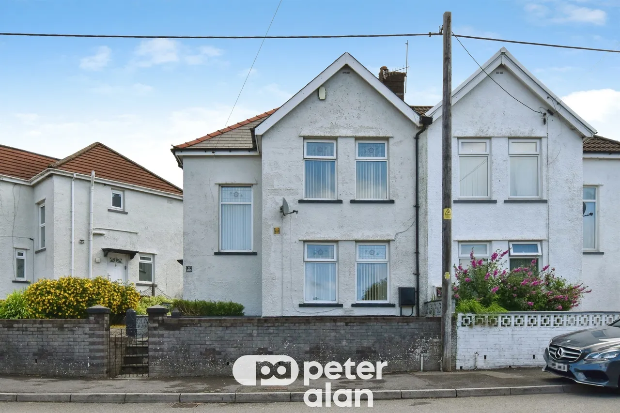 Fifth Avenue, Merthyr Tydfil, CF47, photo 7