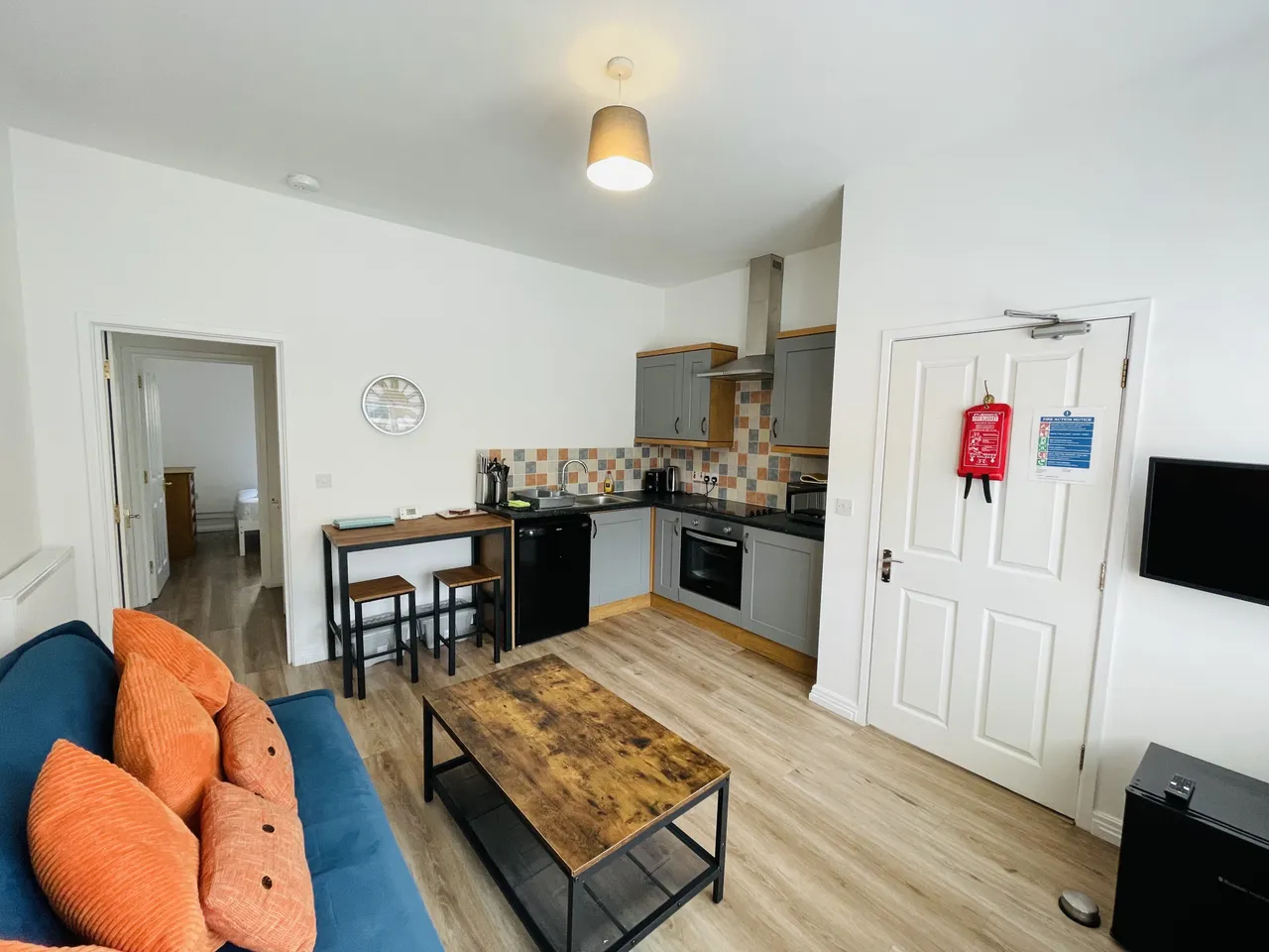 Pembroke Dock, SA72, photo 5