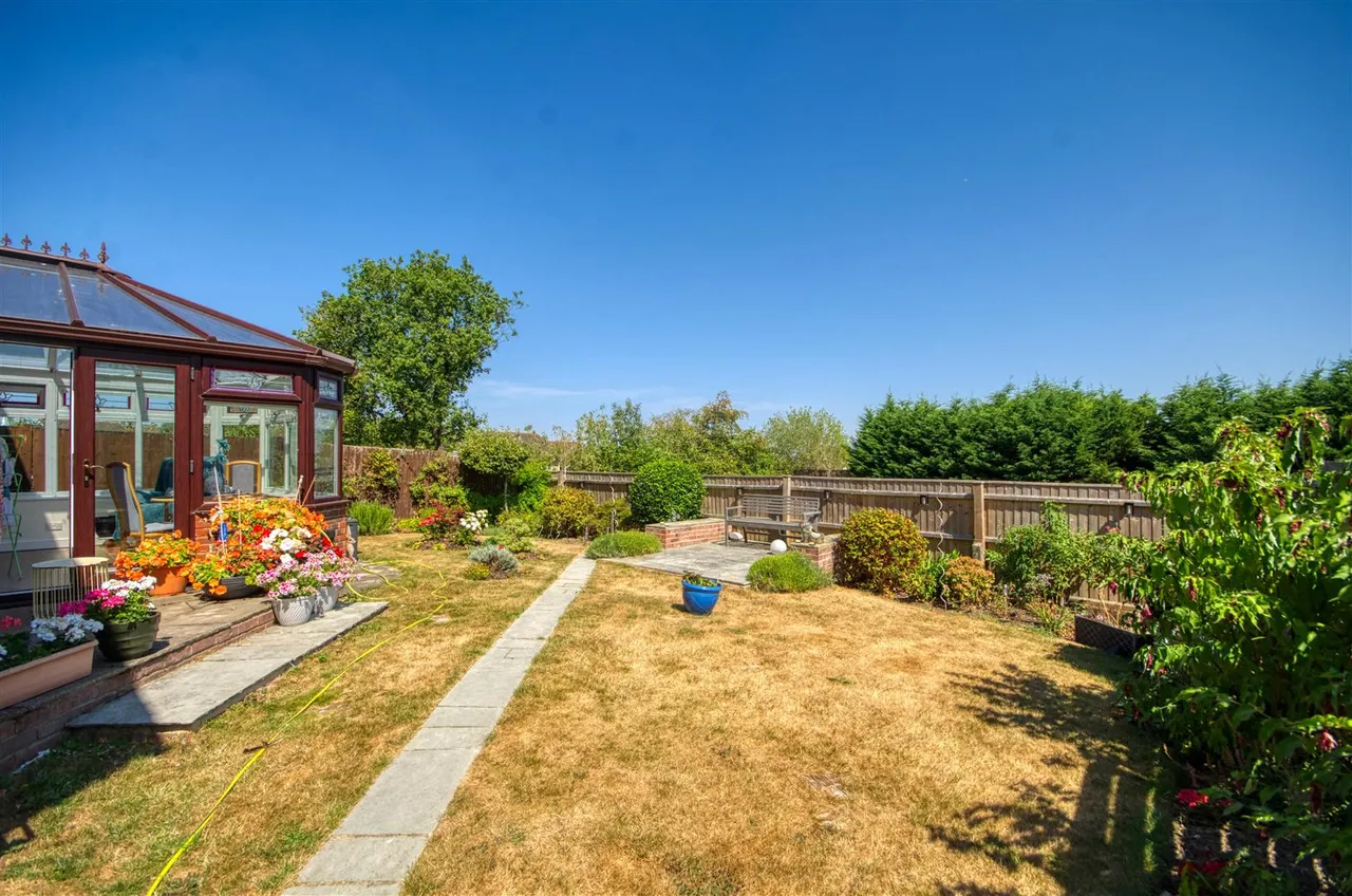 Kenilworth Gardens, West End, SO30, photo 17