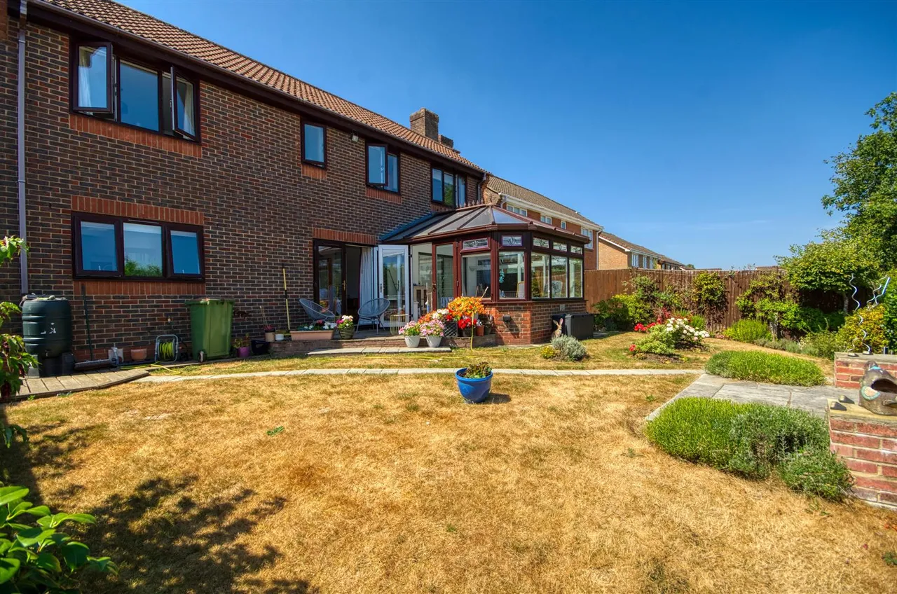 Kenilworth Gardens, West End, SO30, photo 19