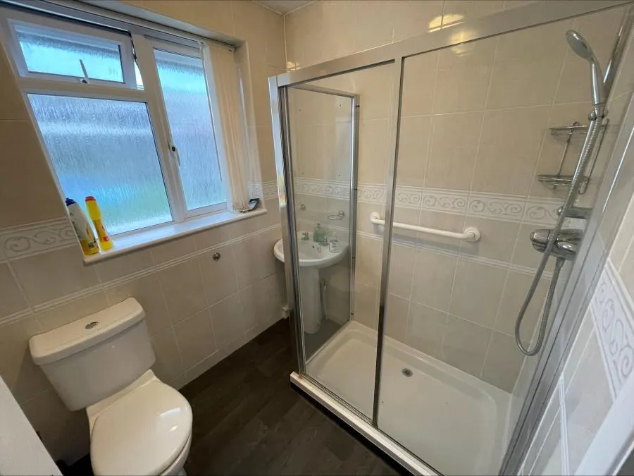 Birdsfoot Lane, Luton, LU3, photo 9