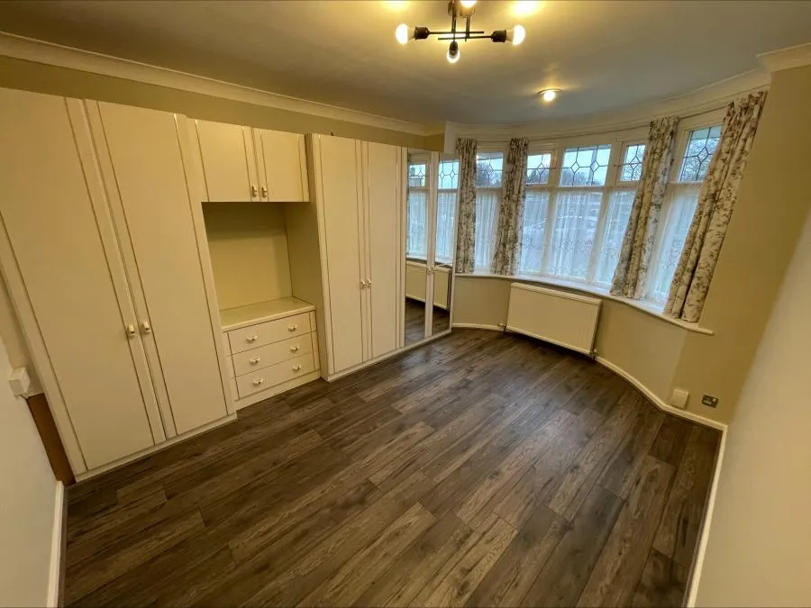 Birdsfoot Lane, Luton, LU3, photo 10