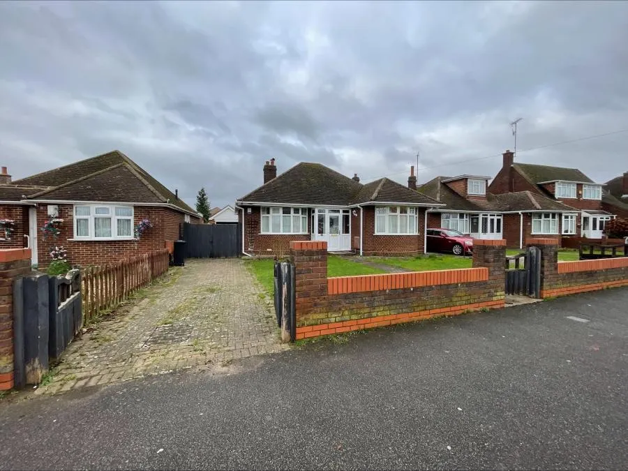 Birdsfoot Lane, Luton, LU3, photo 16