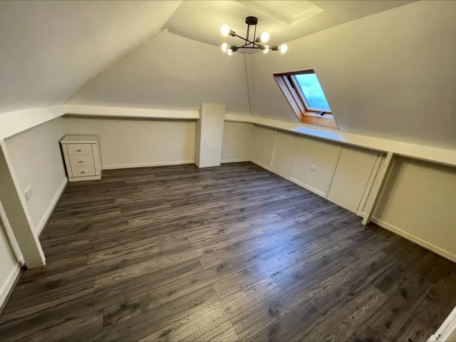 Birdsfoot Lane, Luton, LU3, photo 13