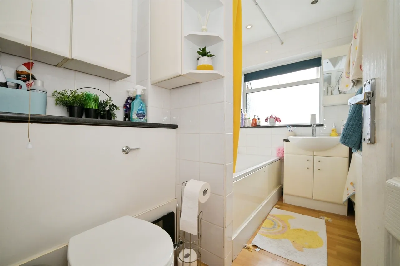 Park View, HODDESDON, photo 10