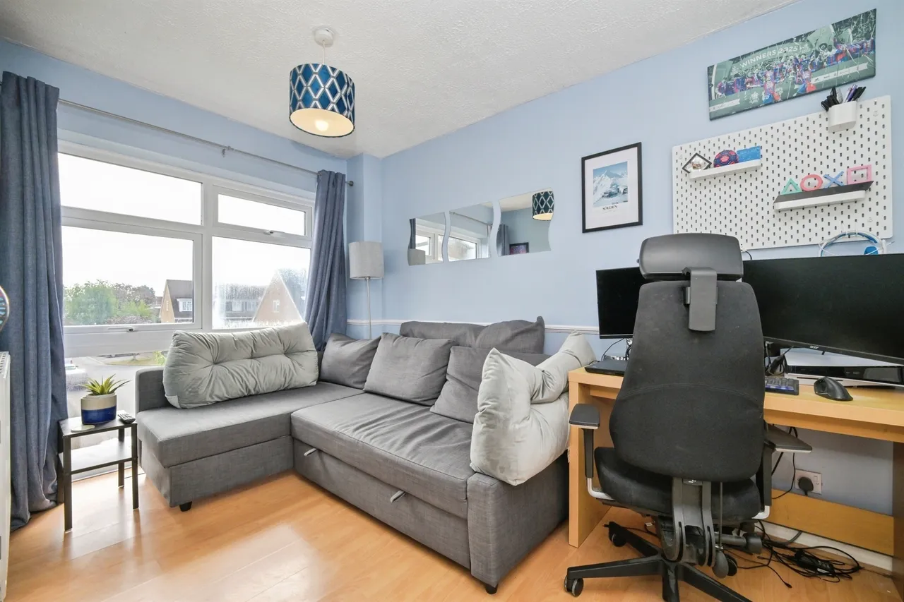 Park View, HODDESDON, photo 8