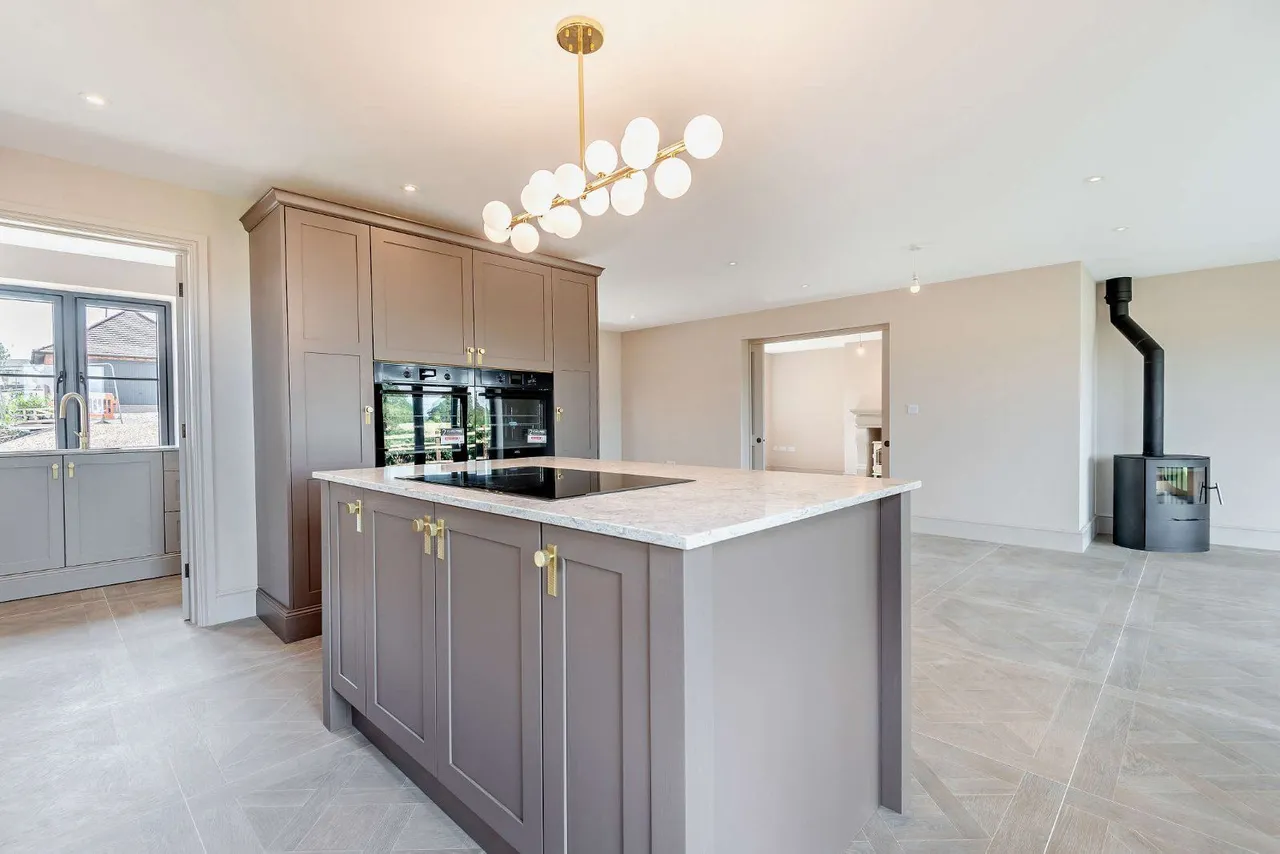 10 Ashmore Grove, Gobowen, Oswestry, Shropshire, SY11 3FX, photo 3