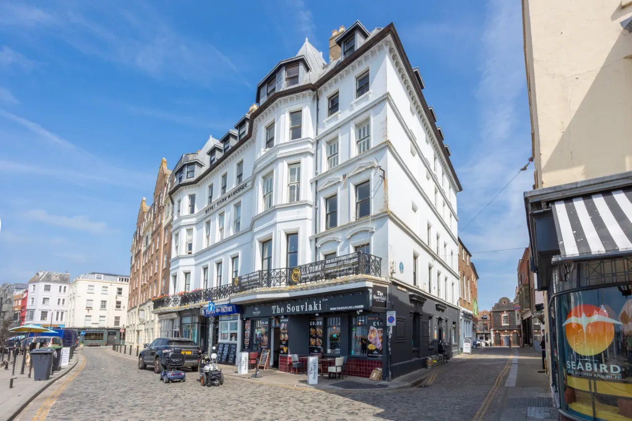 2 bed flat for sale, The Parade, Margate, CT9