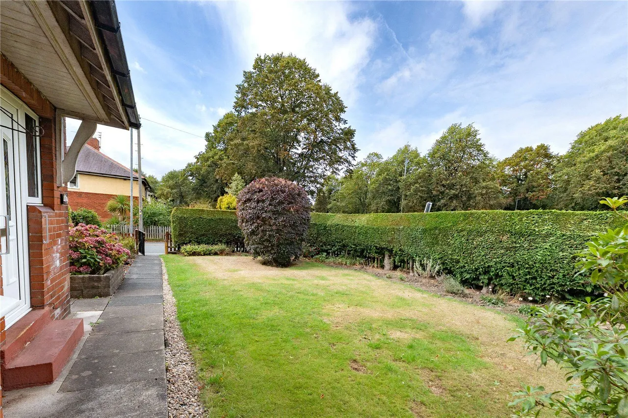 Broadway, Horsforth, LS18, photo 4
