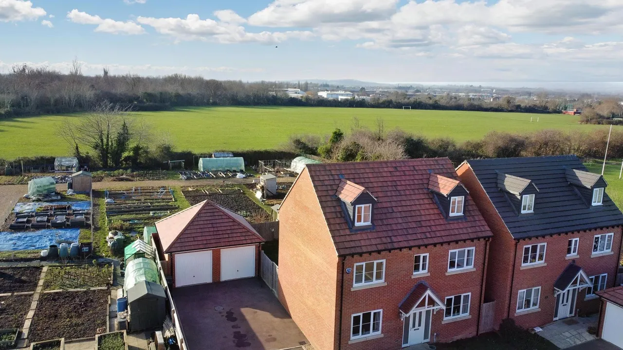 New Dawn View, Gloucester, GL1, photo 6