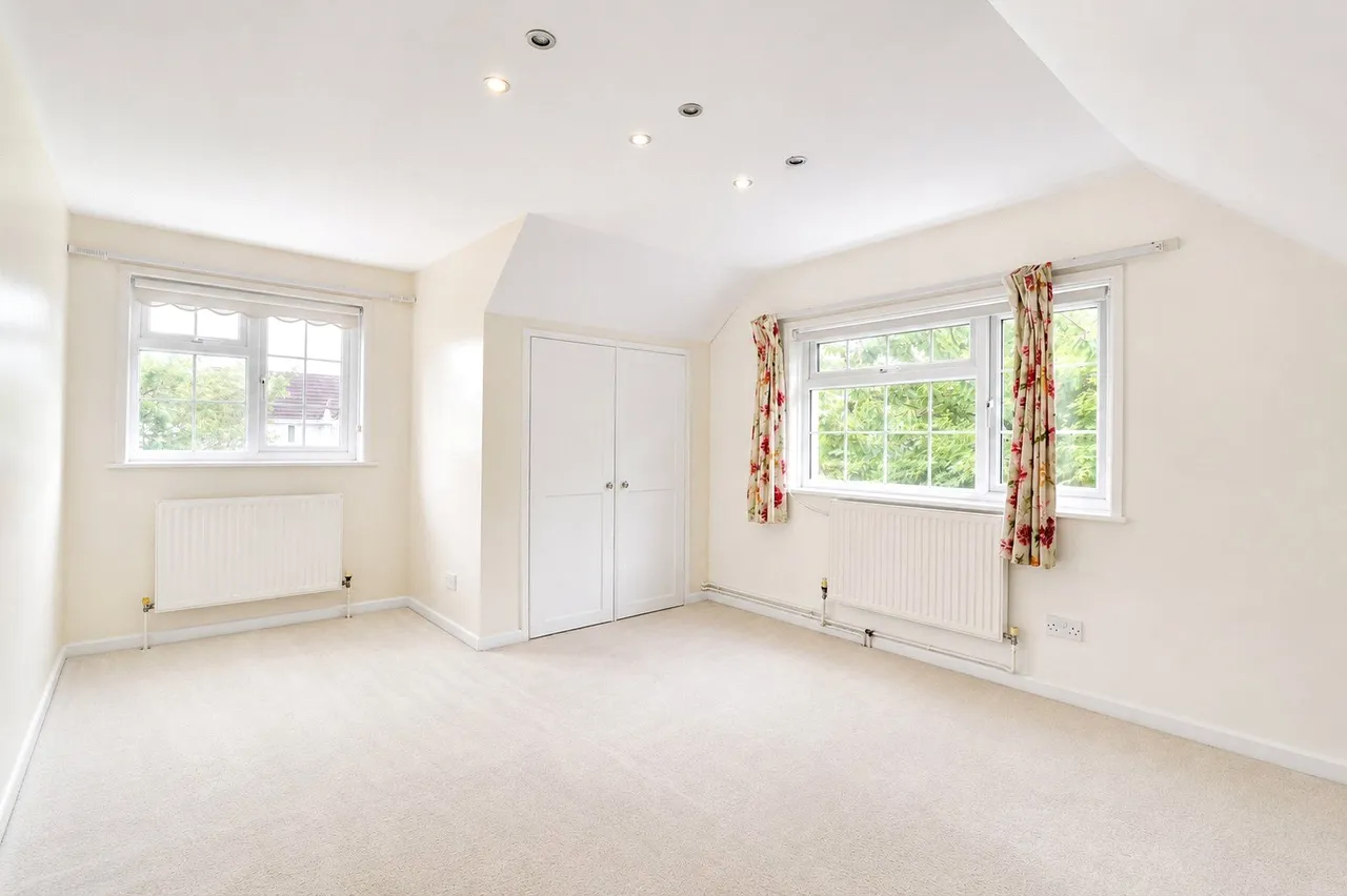 Trafalgar Gardens, Barnstaple, EX32, photo 17