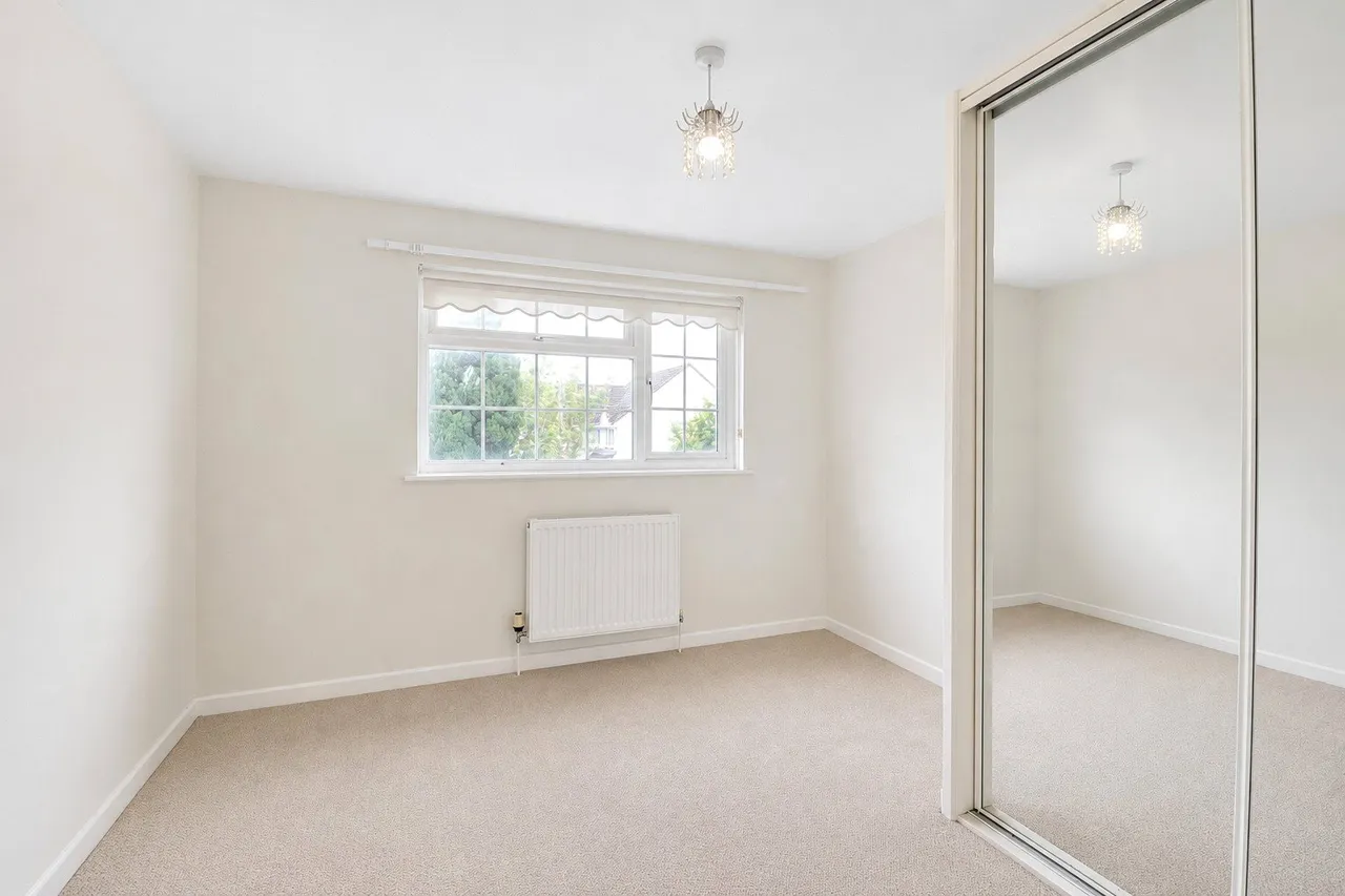 Trafalgar Gardens, Barnstaple, EX32, photo 19