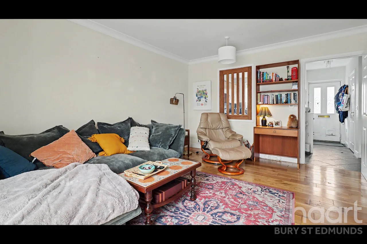 Skylark Close, Bury St Edmunds, IP32, photo 4