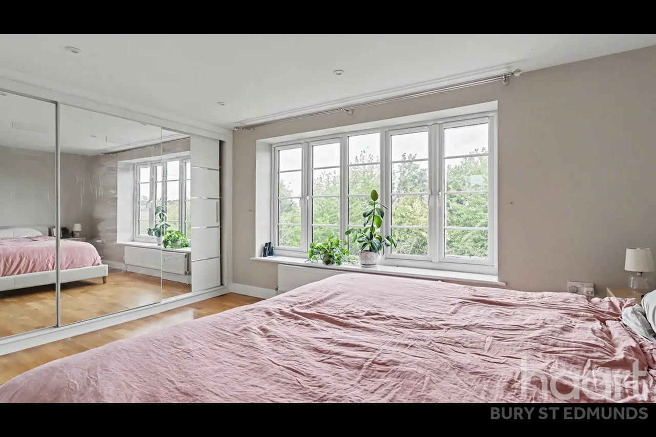 Skylark Close, Bury St Edmunds, IP32, photo 13