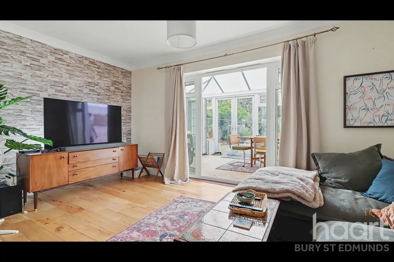 Skylark Close, Bury St Edmunds, IP32, photo 7