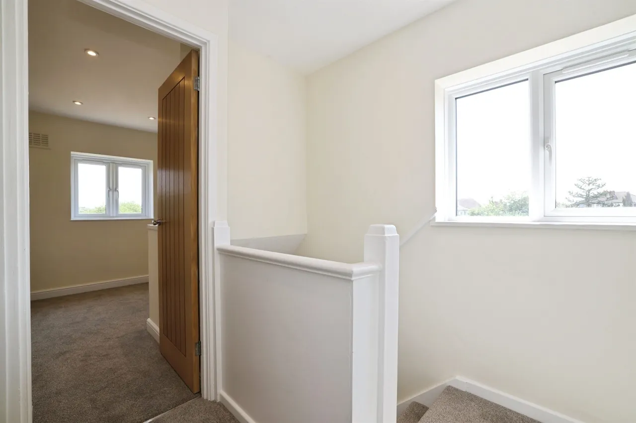 Bishop Road, Calne, photo 12