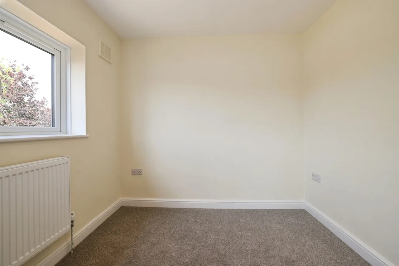 Bishop Road, Calne, photo 9