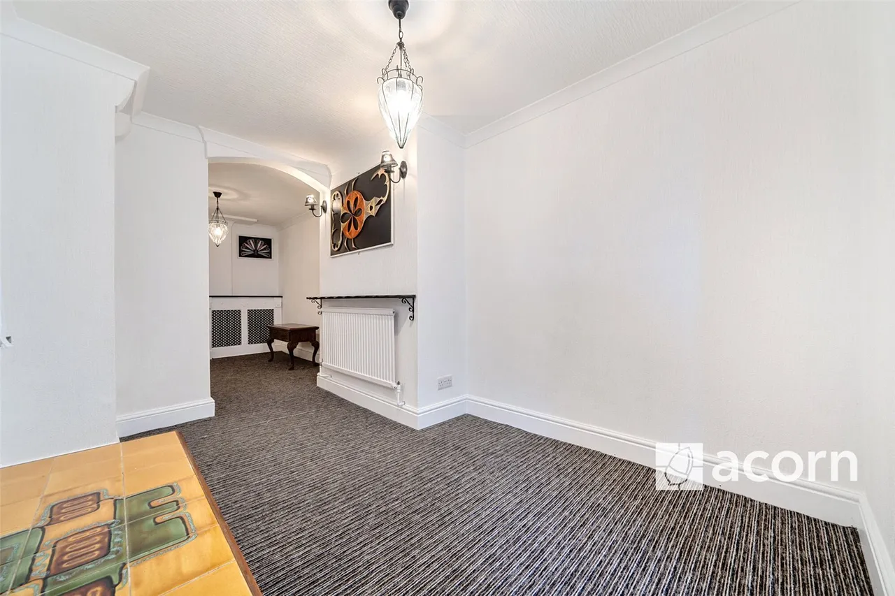 Woolwich Road, SE2, photo 8