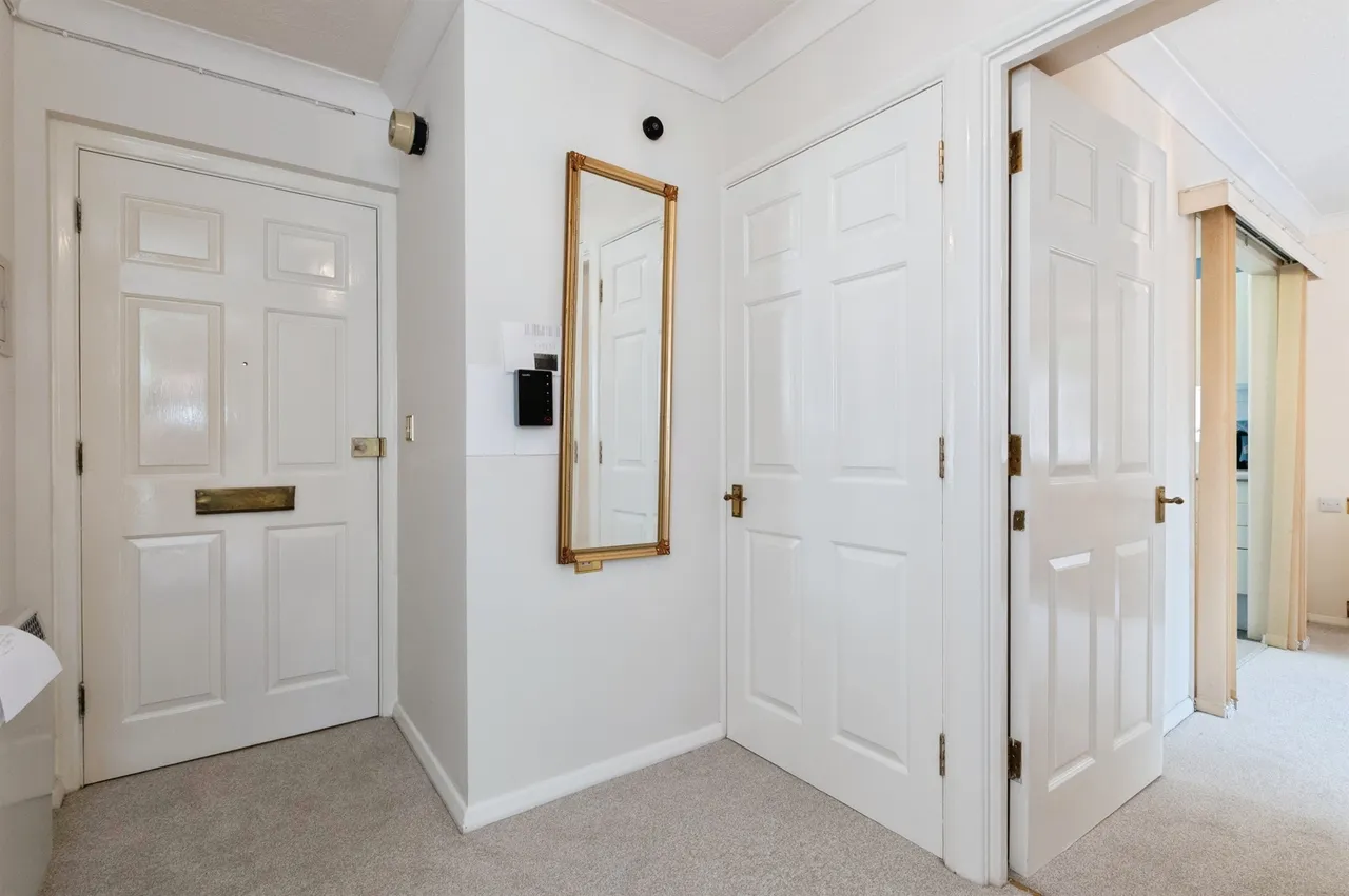 Poole Road, Bournemouth, BH2, photo 13