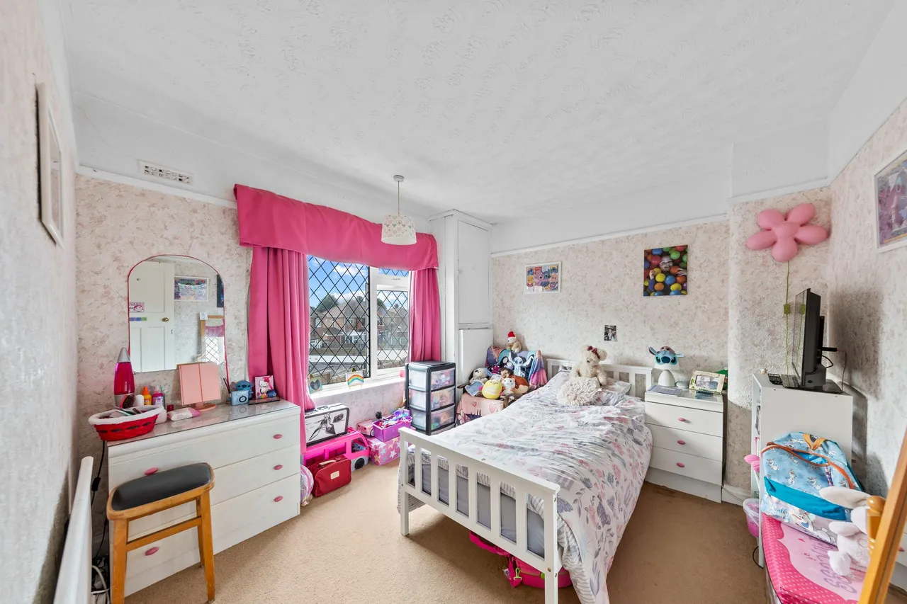 Hallows Avenue, Warrington, Warrington, WA2 8EJ, photo 3