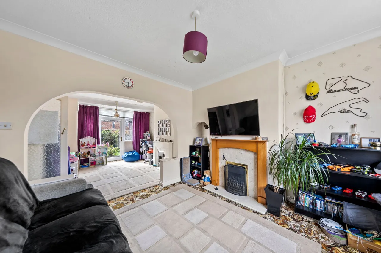 Hallows Avenue, Warrington, Warrington, WA2 8EJ, photo 2