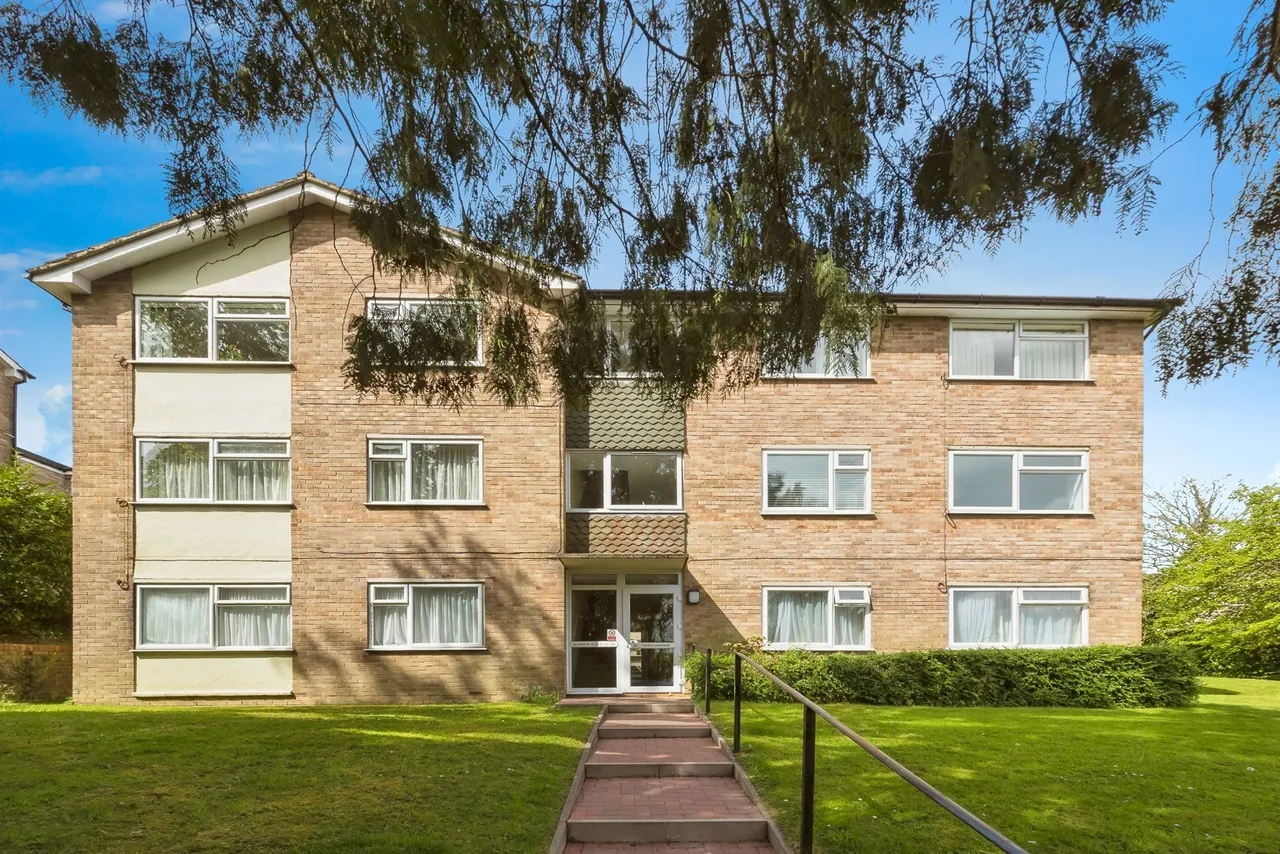 Sharrow Close, Haywards Heath, RH16, photo 15