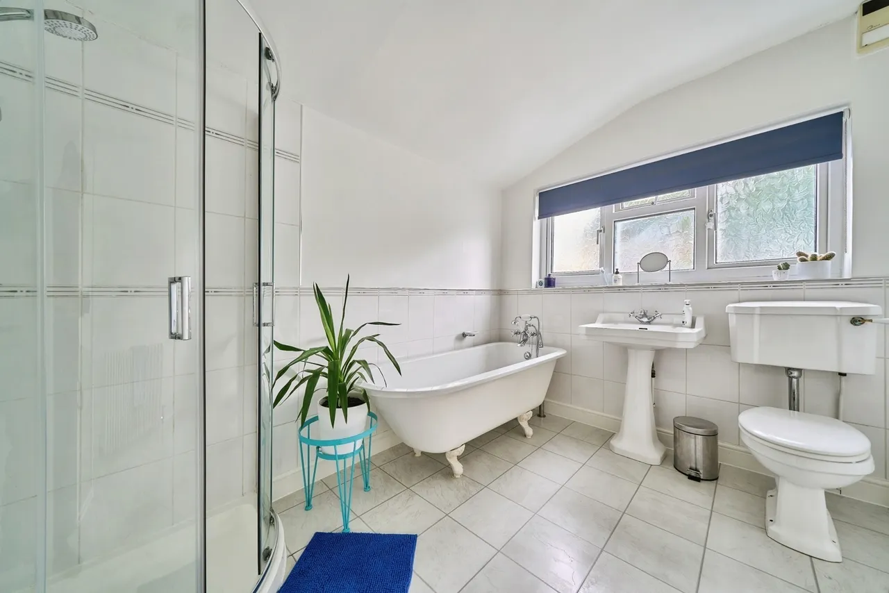 Mafeking Road, LONDON, London, E16, photo 16