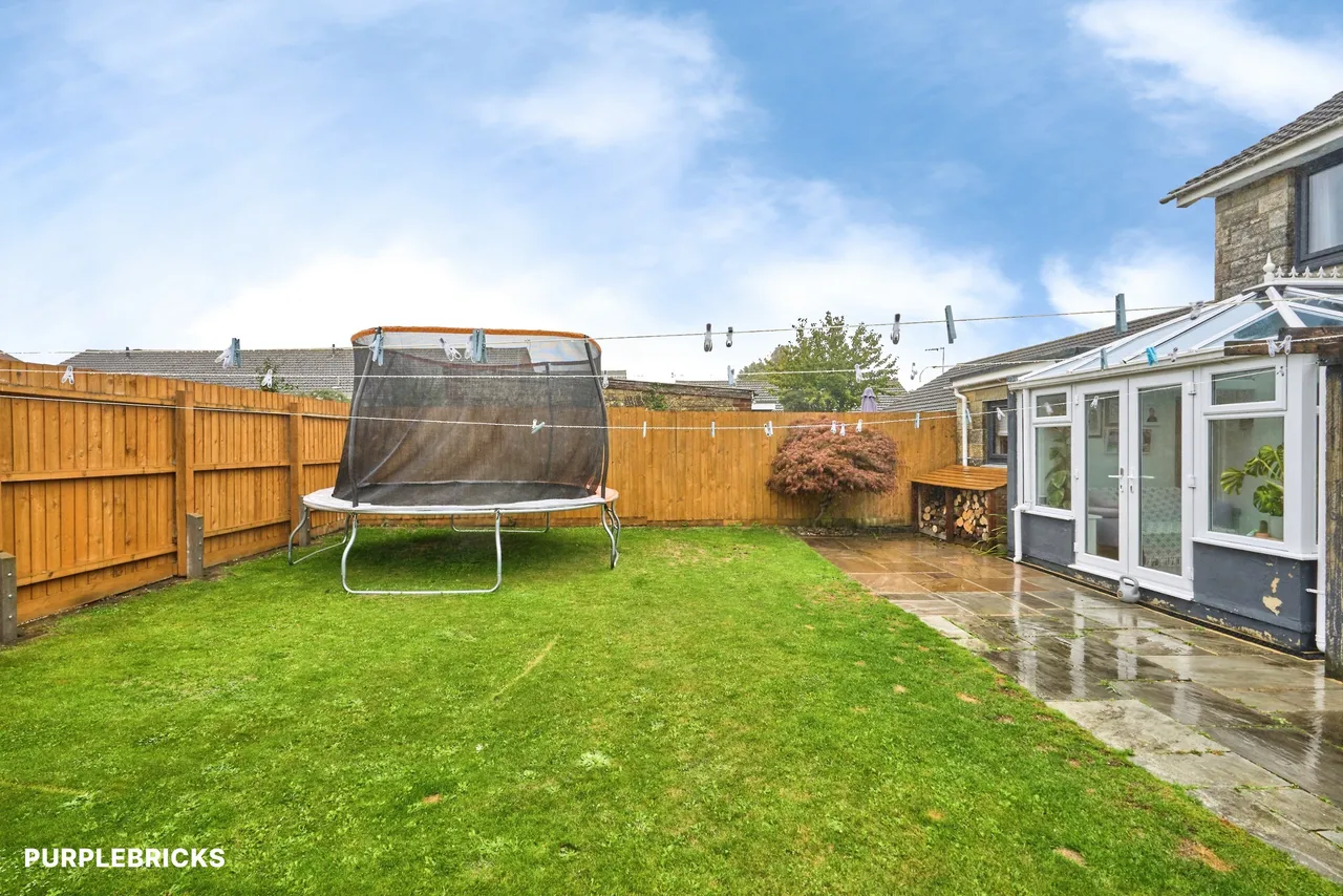Wellington Road, Carisbrooke, PO30, photo 12