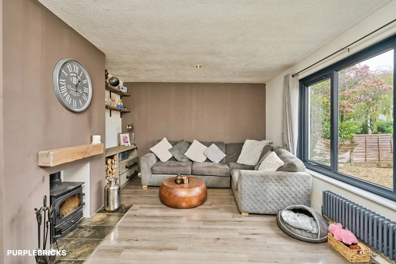 Wellington Road, Carisbrooke, PO30, photo 19