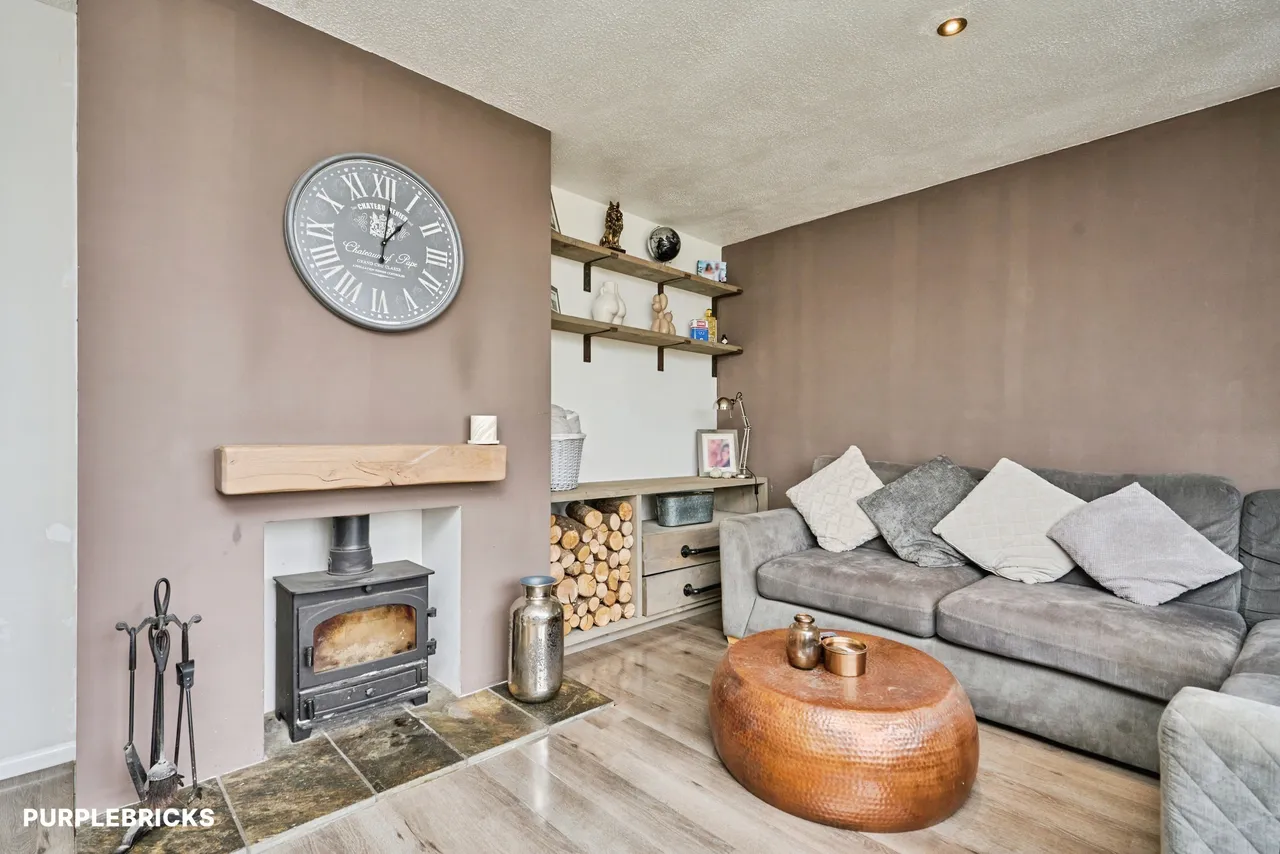 Wellington Road, Carisbrooke, PO30, photo 20