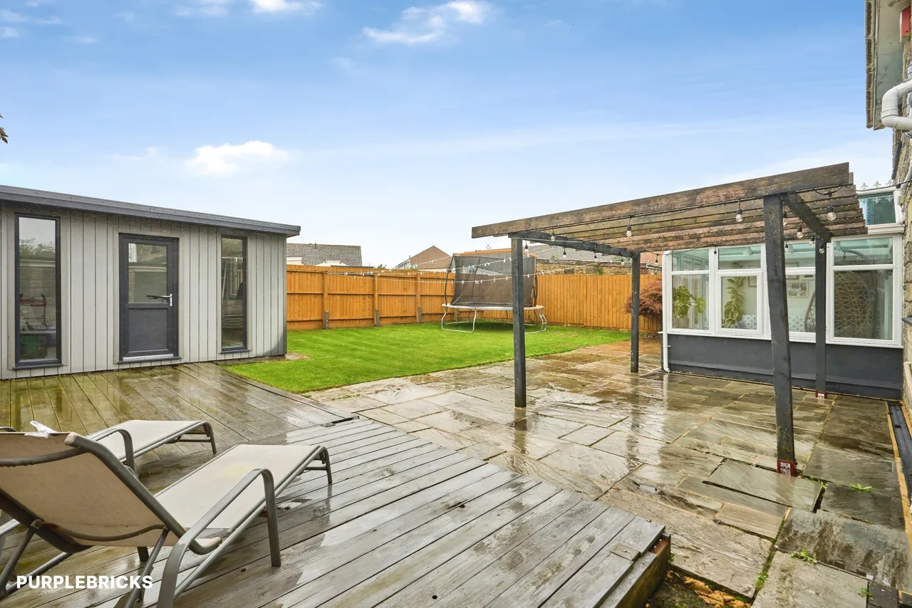 Wellington Road, Carisbrooke, PO30, photo 14