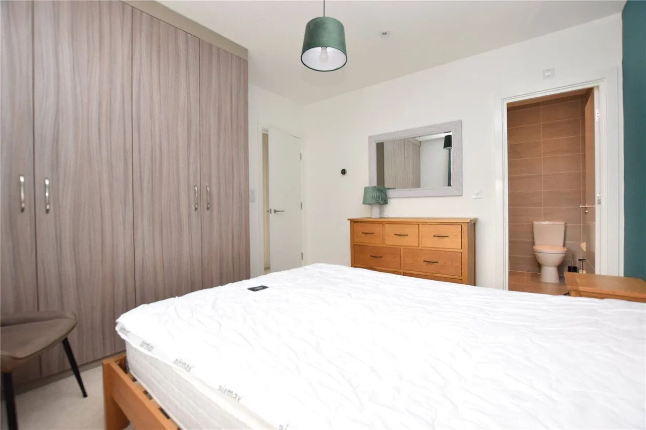 Tulip Grove, Seacroft, LS14, photo 19