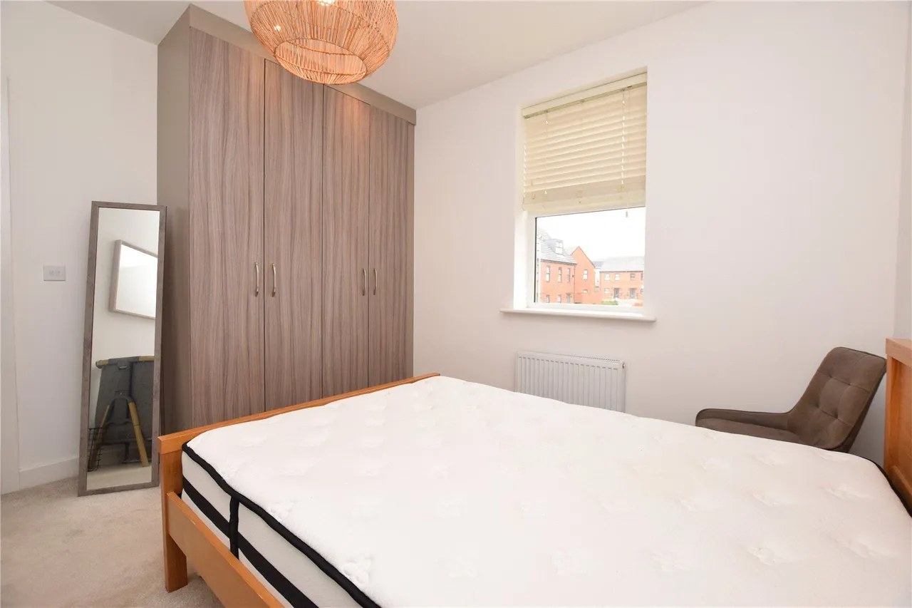 Tulip Grove, Seacroft, LS14, photo 21