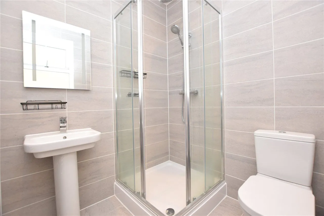 Tulip Grove, Seacroft, LS14, photo 20