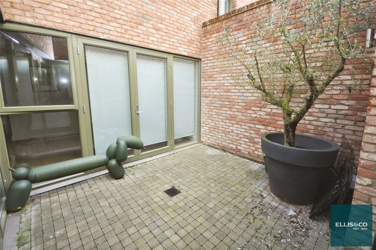 Edgewood Mews, Finchley, N3, photo 9
