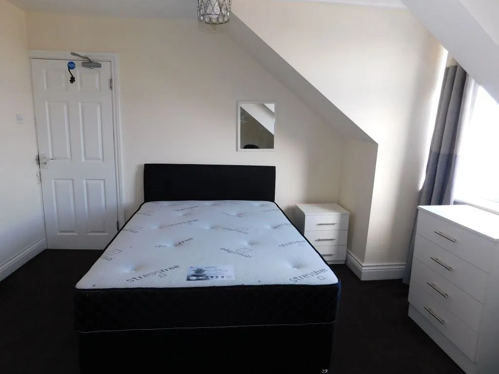 Prince Consort Road, Gateshead, NE8, photo 2