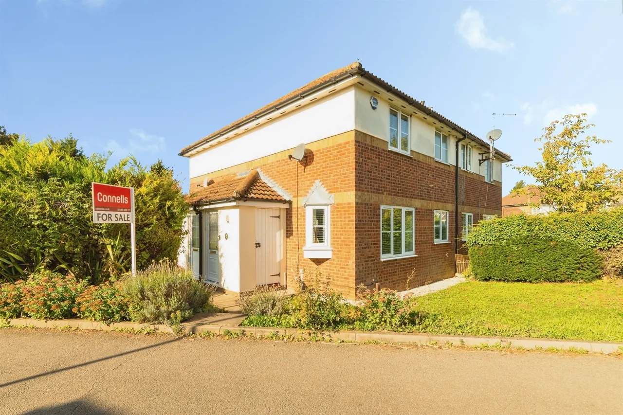 1 bed house for sale, Kristiansand Way, Letchworth Garden City, SG6