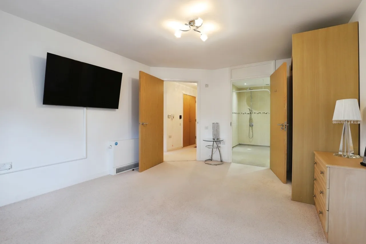 North Street, Milton Regis, Sittingbourne, Kent, ME10, photo 10