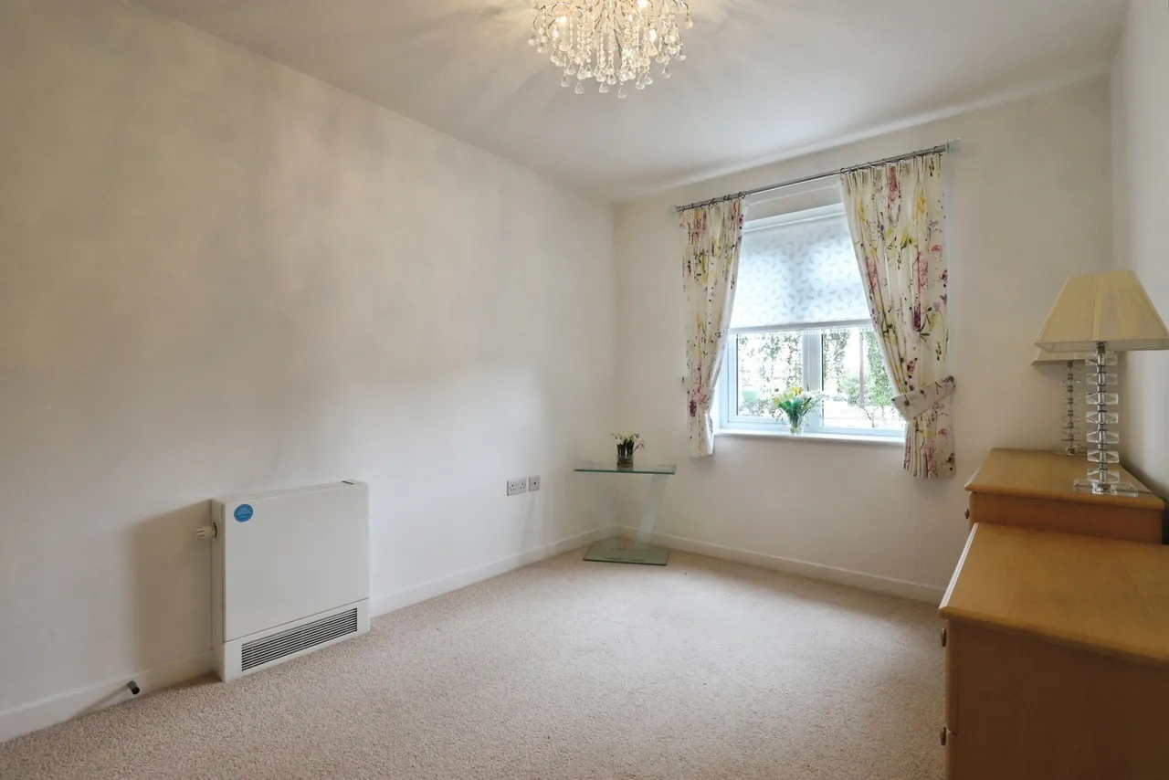North Street, Milton Regis, Sittingbourne, Kent, ME10, photo 9